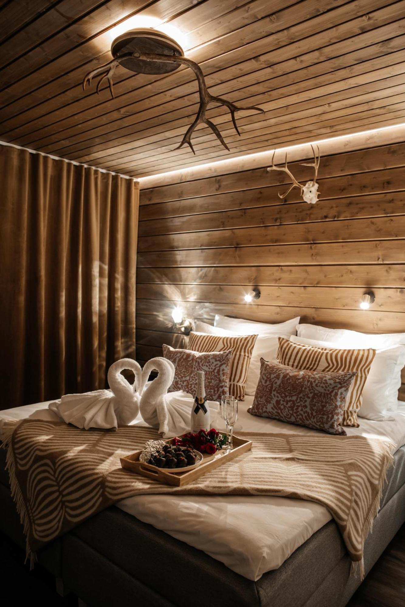 Aito Igloo & Spa Resort Rovaniemi Extérieur photo